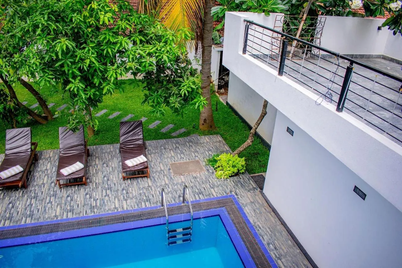 Loony Villa Negombo 0*,